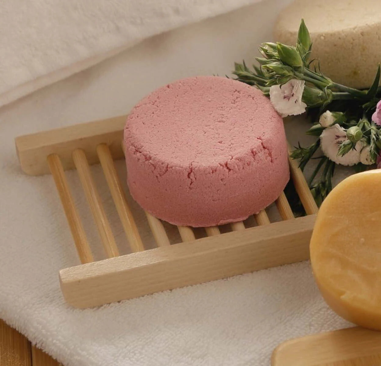 6-Piece Eco Bath Accessories Set – Bamboo Body Brushes, Comb, Scalp Massager & Soap Dish | Sustainable Self-Care Kit