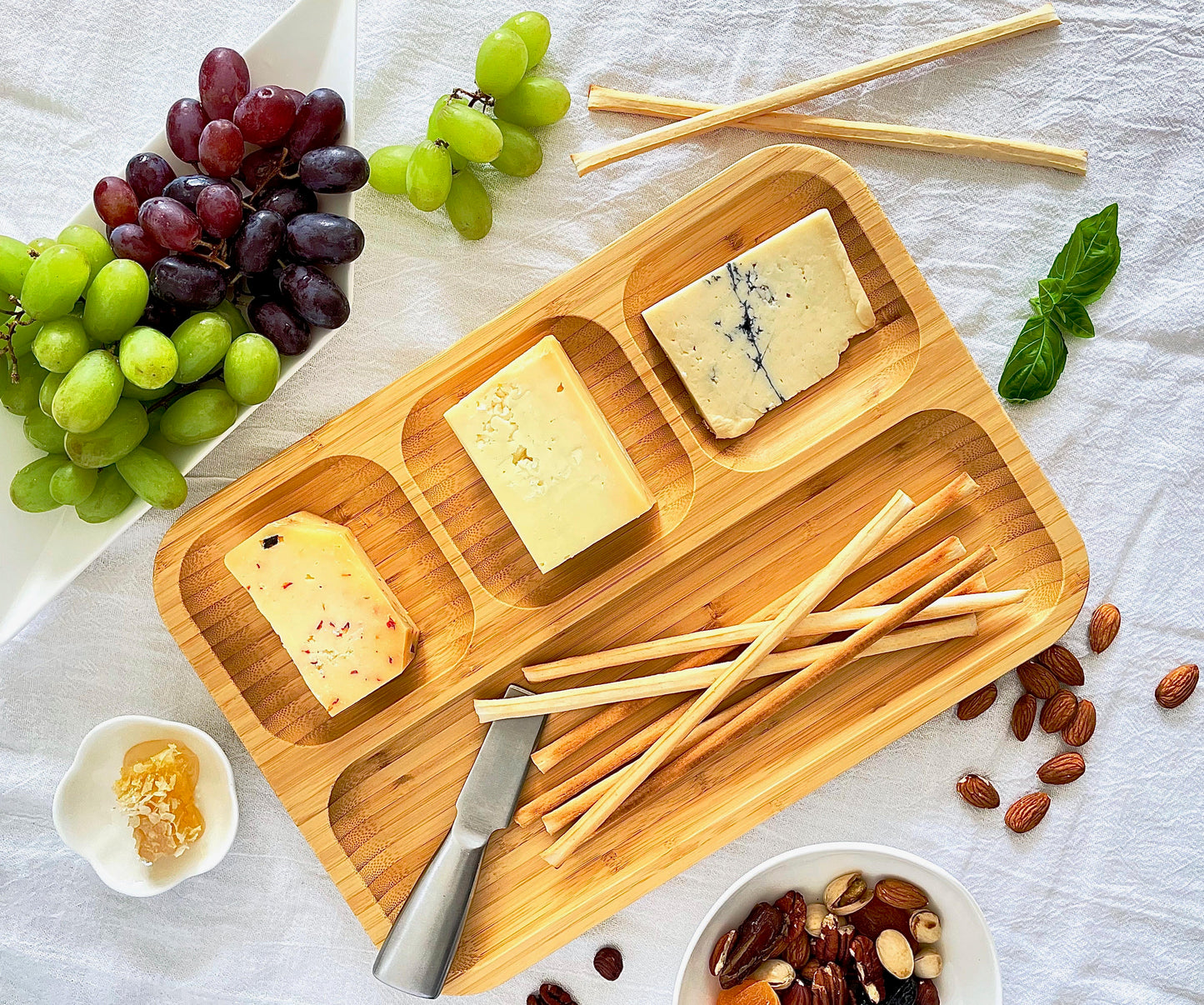 EcoGlow Bamboo Bento Box – 4-Compartment Divided Plate (13” x 9”) DC-Wilmax USA